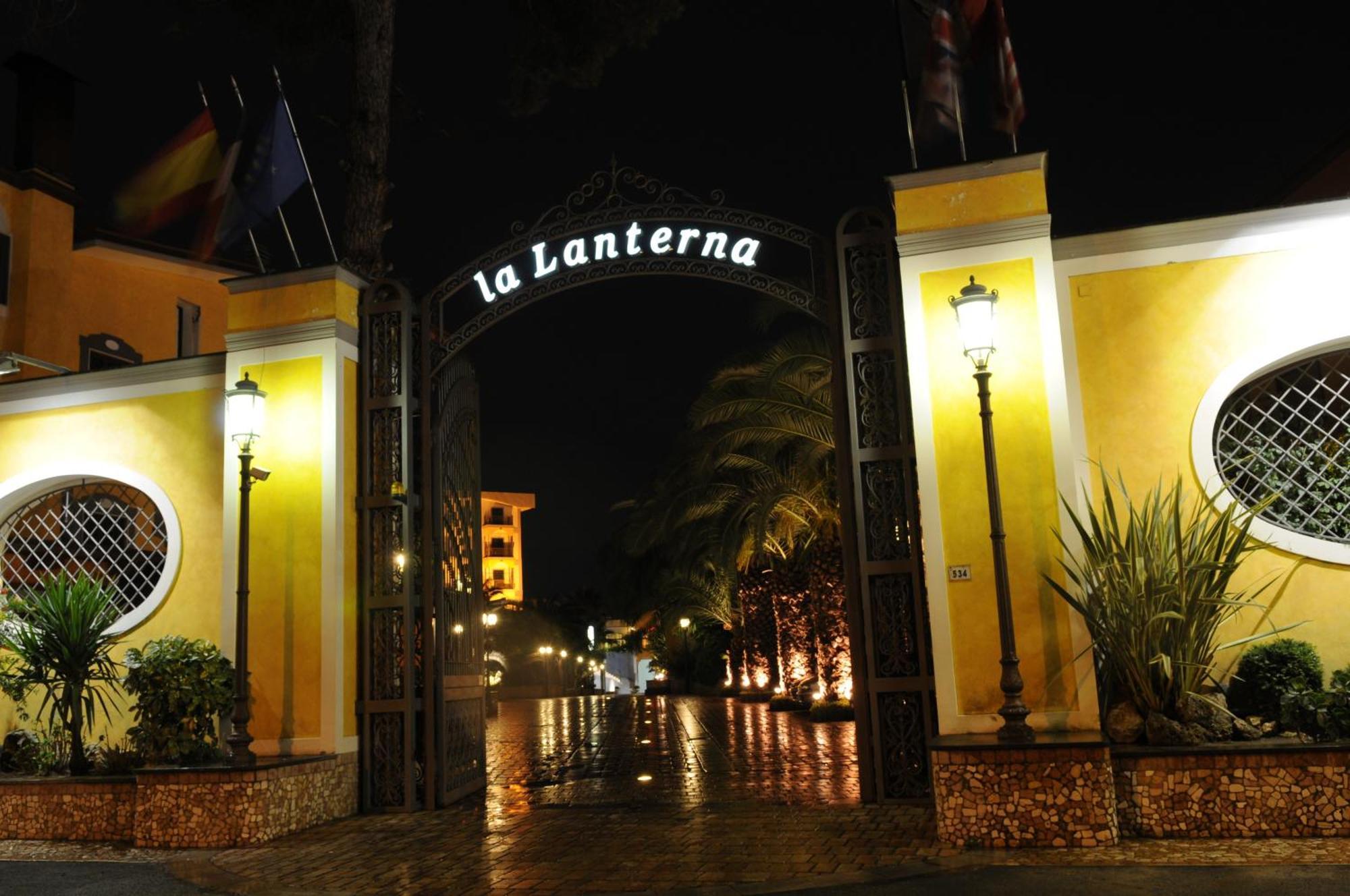 Hotel Ristorante La Lanterna Calvizzano Exterior photo