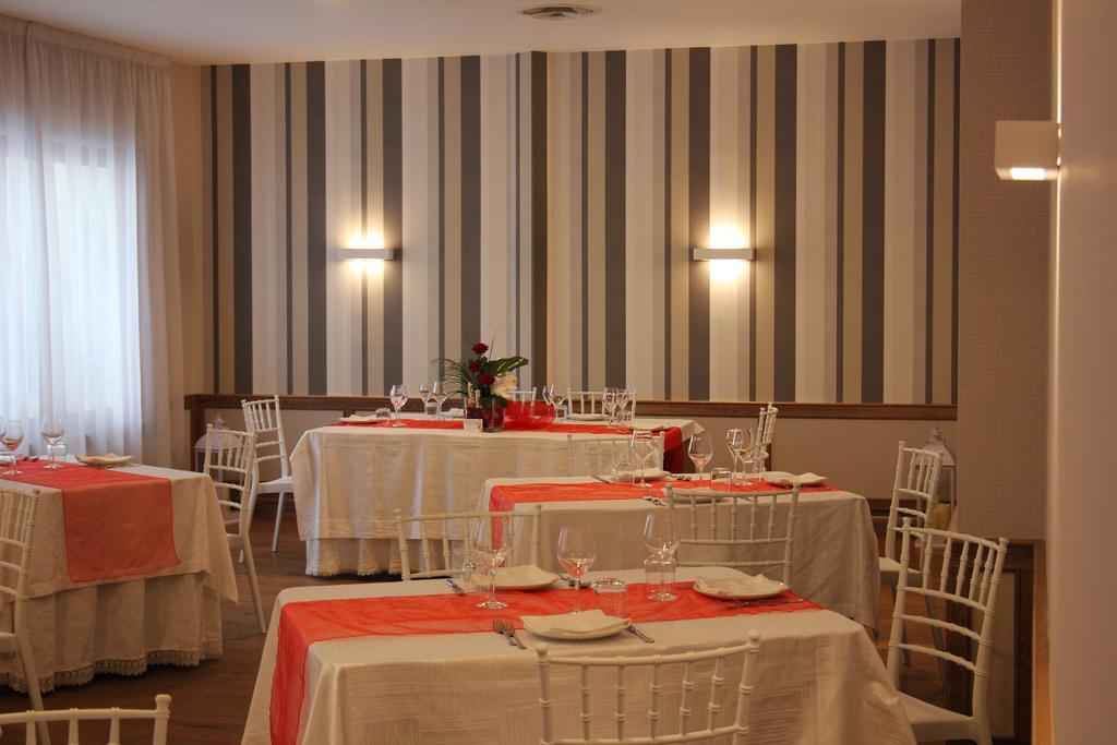 Hotel Ristorante La Lanterna Calvizzano Exterior photo